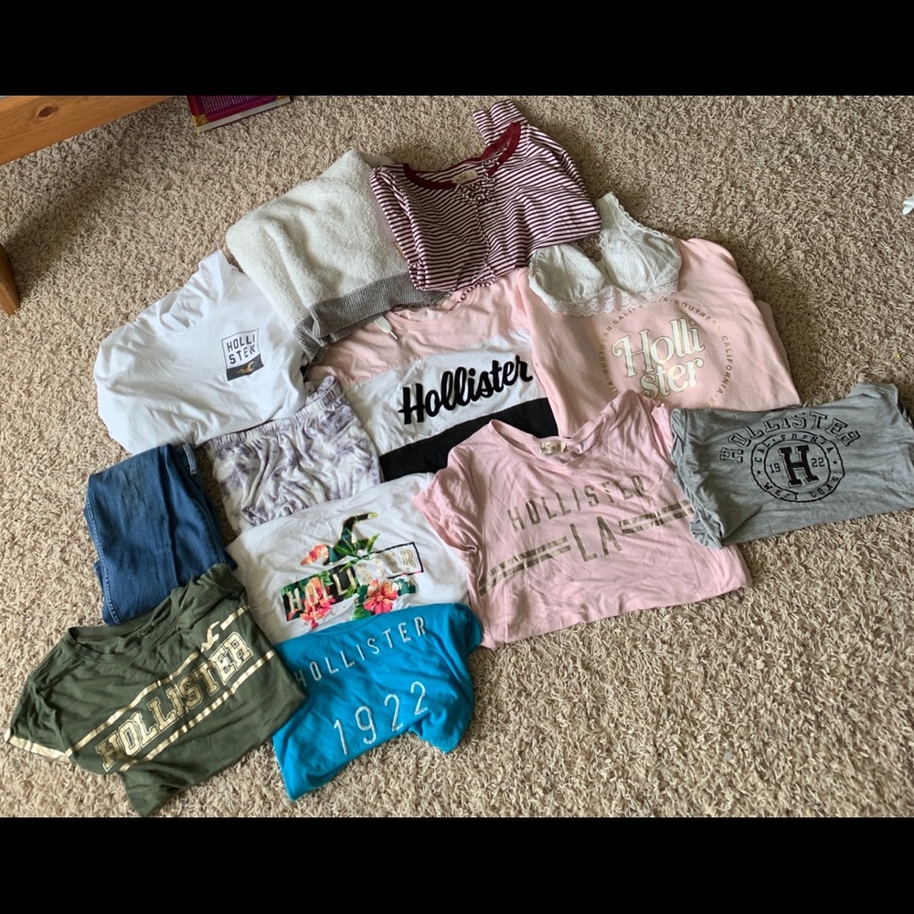 Hollister Clothes